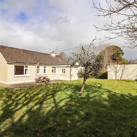 Holiday home Rowantree