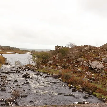 Nyaraló Rowantree *