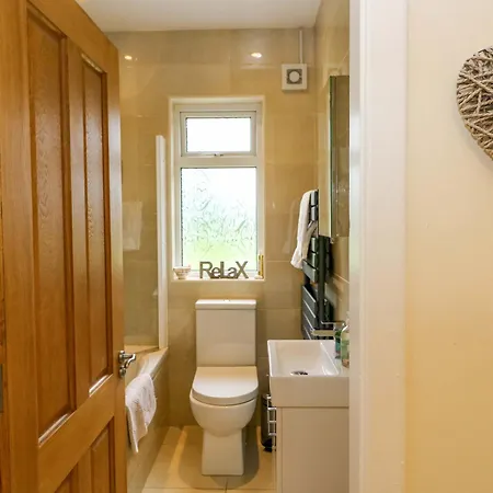 Holiday home Rowantree