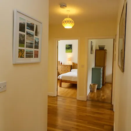Holiday home Rowantree *