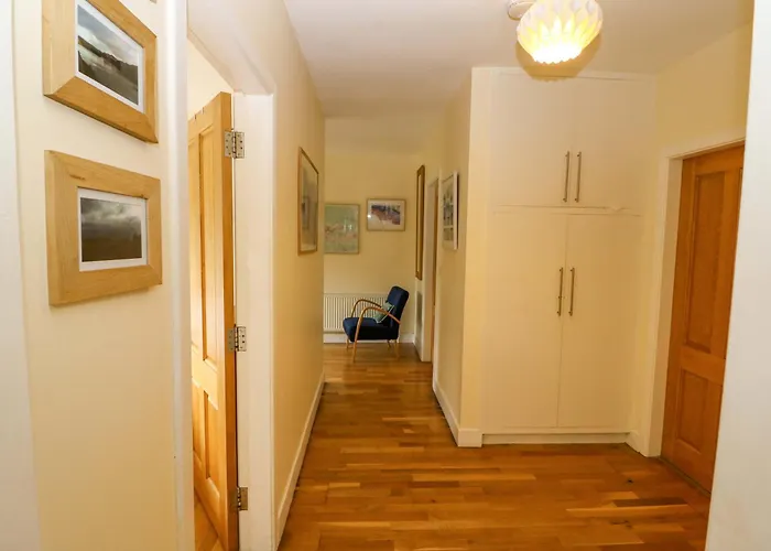 Rowantree בית נופש קיל איירן