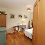 Holiday home Rowantree