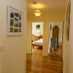 Holiday home Rowantree *