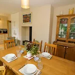 Rowantree Holiday home *